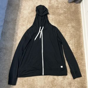 Vuori zip up hoodie like new!